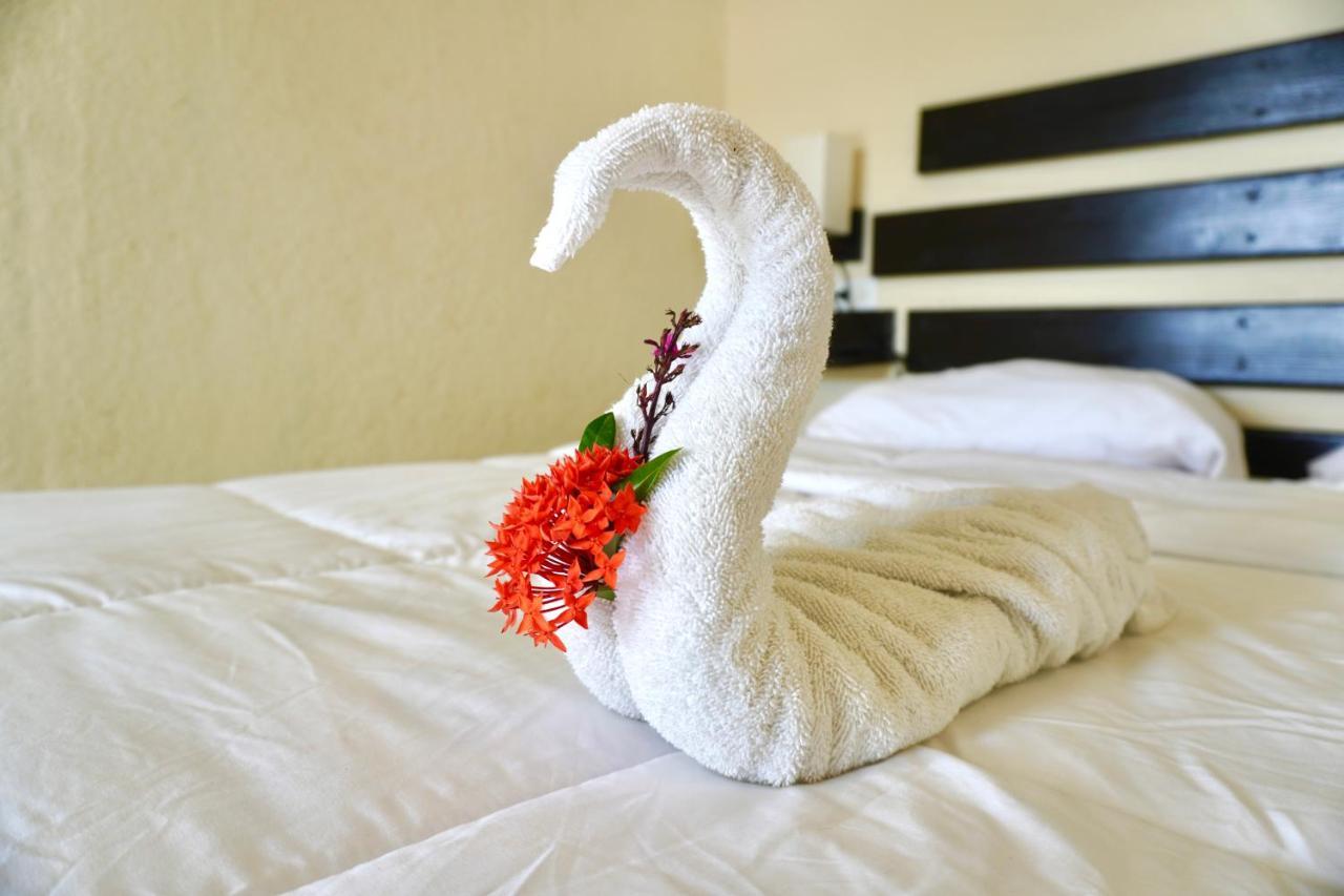 Ocean View Hotel And Restaurant Gravel Bay Экстерьер фото